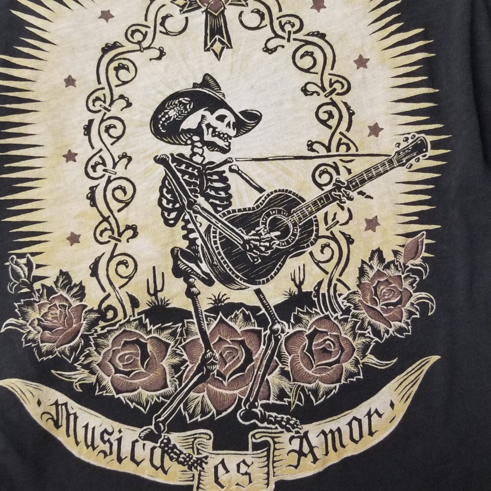 Lucky Brand Musica es Amor Tee